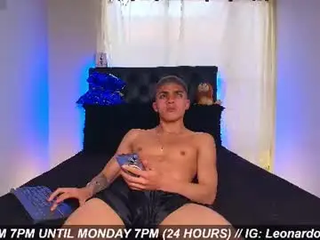 Chaturbate Adult Webcam of james1lee_