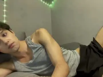 Chaturbate Live Porn of roma_shyguy_