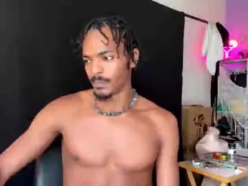 Chaturbate Live Sex Cam of trillahung