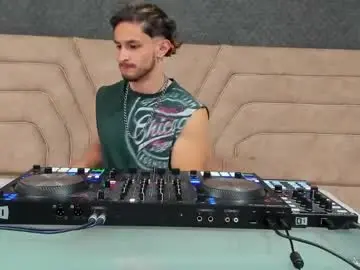 Chaturbate Sex Cam of axel_porn_
