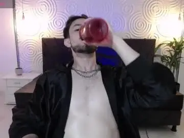 Chaturbate Live Sex Cam of axel_porn_