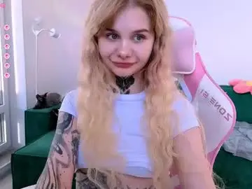 Chaturbate Live Sex Cam of britney_lynch