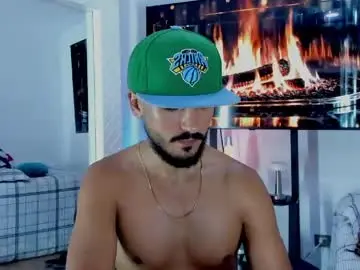 Chaturbate Free Live Porn of david_johnson372
