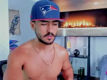 Chaturbate Free Live Porn of david_johnson372