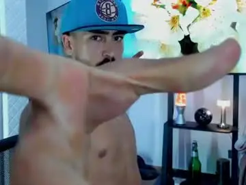 Chaturbate Watch Live Sex Cams of david_johnson372