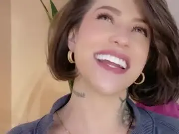 Chaturbate Nude Webcam of hannah_borbon_