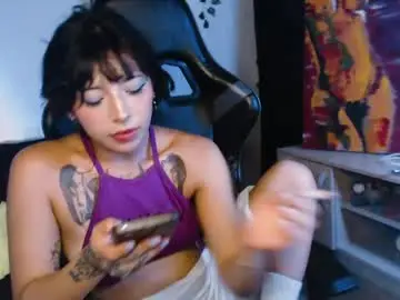 Chaturbate Live Sex Cam of jaadee18