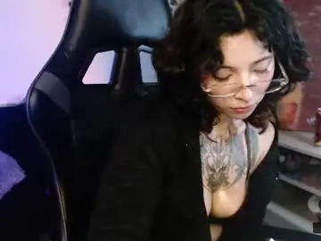 Chaturbate Free Porn Cam of jaadee18