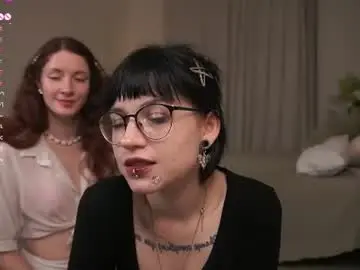 Chaturbate Live Sex Cam of little_poetry