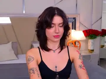 Chaturbate Live Sex Cam of stellamelrose