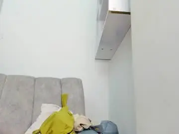 Chaturbate Live Sex Cam of _miarose__