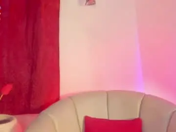 Chaturbate Live Sex Cam of alessia_moon2