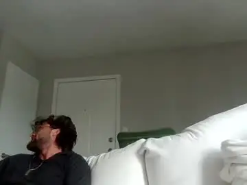 Chaturbate Live Sex Cam of theepapajohn