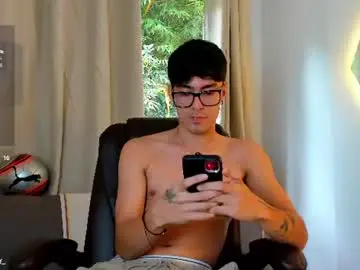 Chaturbate Sex Cam of etham_wolf1