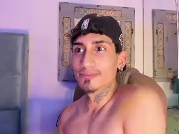 Chaturbate Live Porn of mr_fungi_