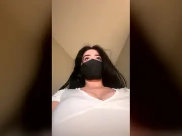 Chaturbate Live Sex Cam of _natycutei19
