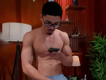 Chaturbate Live Sex Cam of eros_becker_