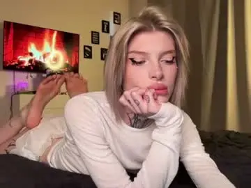 Chaturbate Adult Webcams of hotchubently