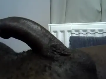 Chaturbate Live Sex Cam of tyroneall