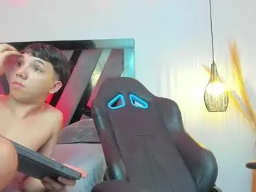Chaturbate Live Sex Cam of andy_miller5