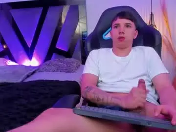 Chaturbate Adult Webcam of andy_miller5