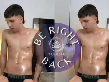 Chaturbate Nude Webcam of andy_miller5