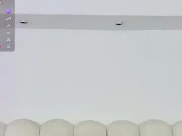 Chaturbate Best live sex cam show of ela_ebony_