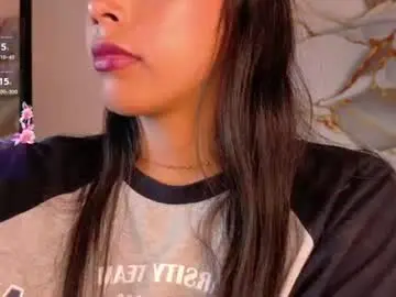 Chaturbate Free Live Porn of miajones_blowjob