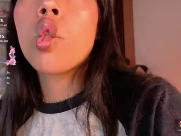 Chaturbate Live Porn of miajones_blowjob