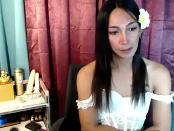 Chaturbate Sex Cam of pinay_lucy