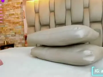 Chaturbate Free Porn Cam of aria_paul