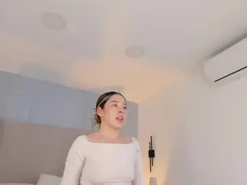 Chaturbate Best live sex cam show of chloe_dee_