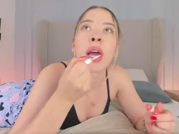 Chaturbate Live Sex Cam of chloe_dee_
