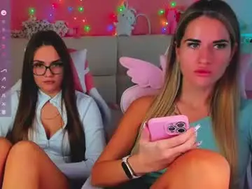 Chaturbate Best live sex cam show of hotty_girls_here