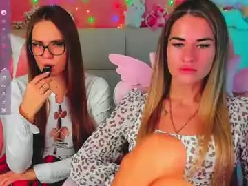Chaturbate Watch Live Sex Cams of hotty_girls_here