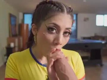 Chaturbate Watch Live Sex Cams of nuryforerogh
