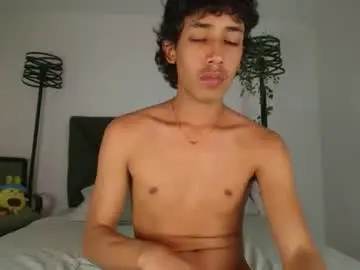 Chaturbate Best live sex cam show of ostin_18hot
