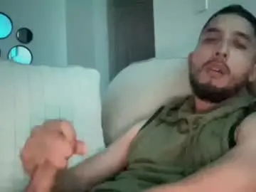 Chaturbate Live Sex Cam of papicubano_guapo23cm