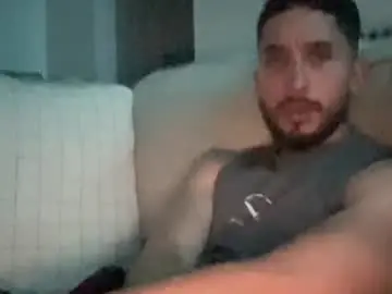 Chaturbate Free Porn Cam of papicubano_guapo23cm