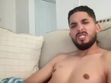 Chaturbate Free Live Porn of papicubano_guapo23cm