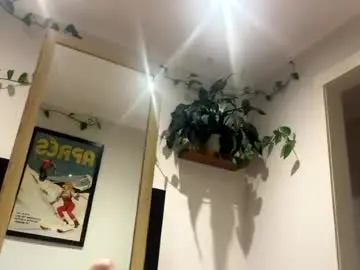 Chaturbate Live Sex Cam of tallmanplaytime