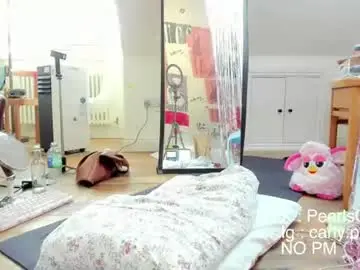 Chaturbate Live Sex Cam of carlypearls