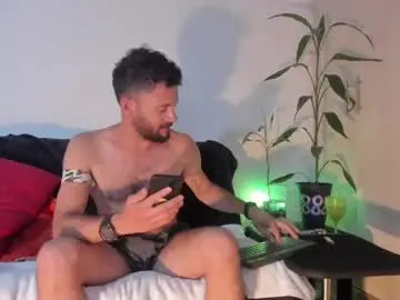 Chaturbate Free Porn Cam of erickpritz_xh