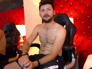 Chaturbate Live Sex Cam of erickpritz_xh