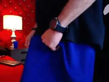 Chaturbate Live Sex Cam of erickpritz_xh