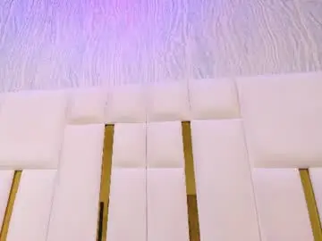 Chaturbate Best live sex cam show of mia_vy