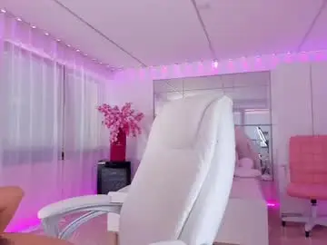 Chaturbate Free Live Porn of miss_diamond__
