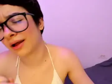 Chaturbate Adult Video Chat of petitee_lunna