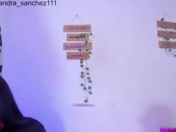 Chaturbate Free Live Porn of alisiacollinsss