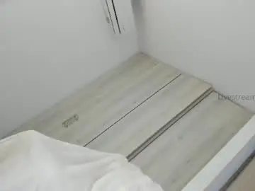 Chaturbate Live Sex of emmamejia7